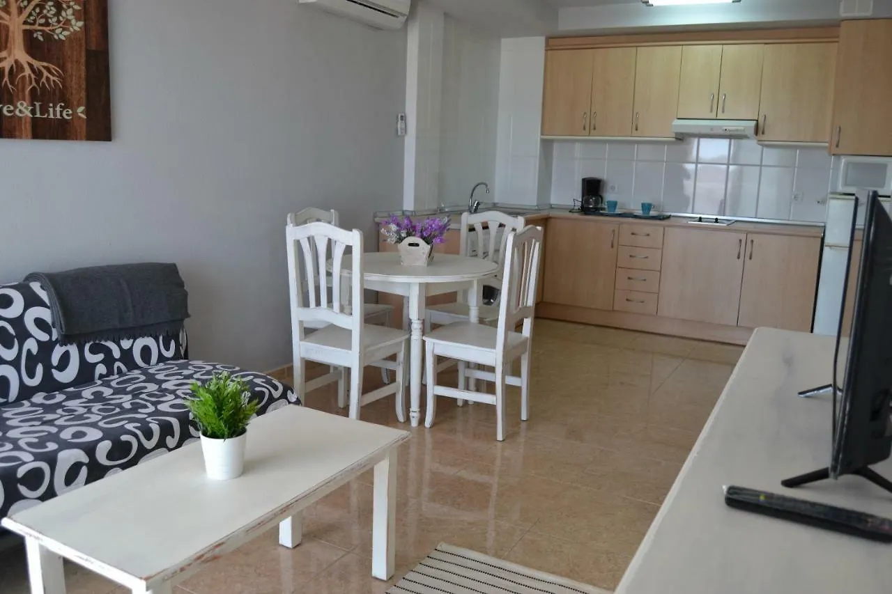 Lovely Familiar Apartment With Pool In Cap Salou